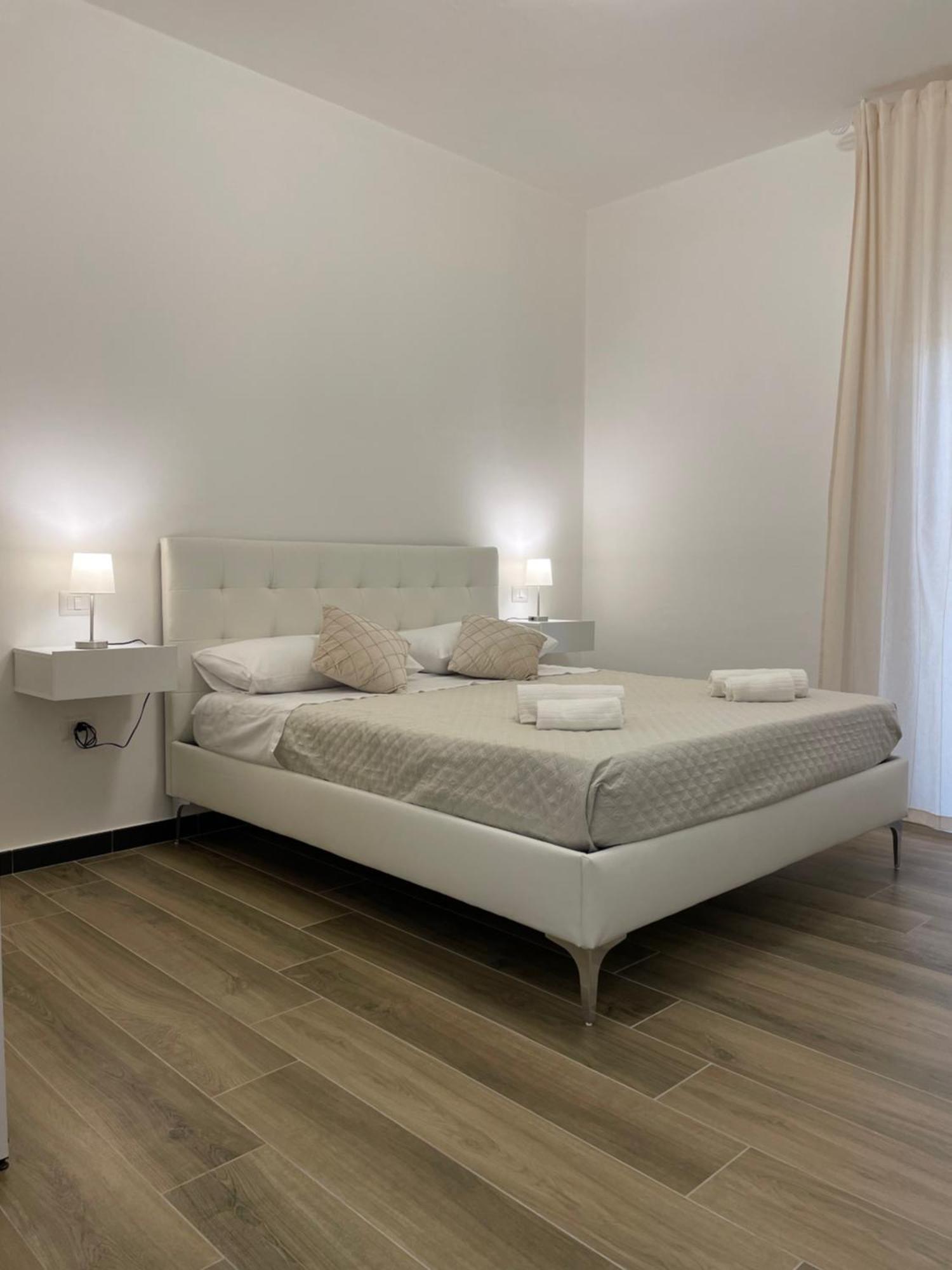 Hotel Tra Te E Il Mare Porto Torres Exterior foto