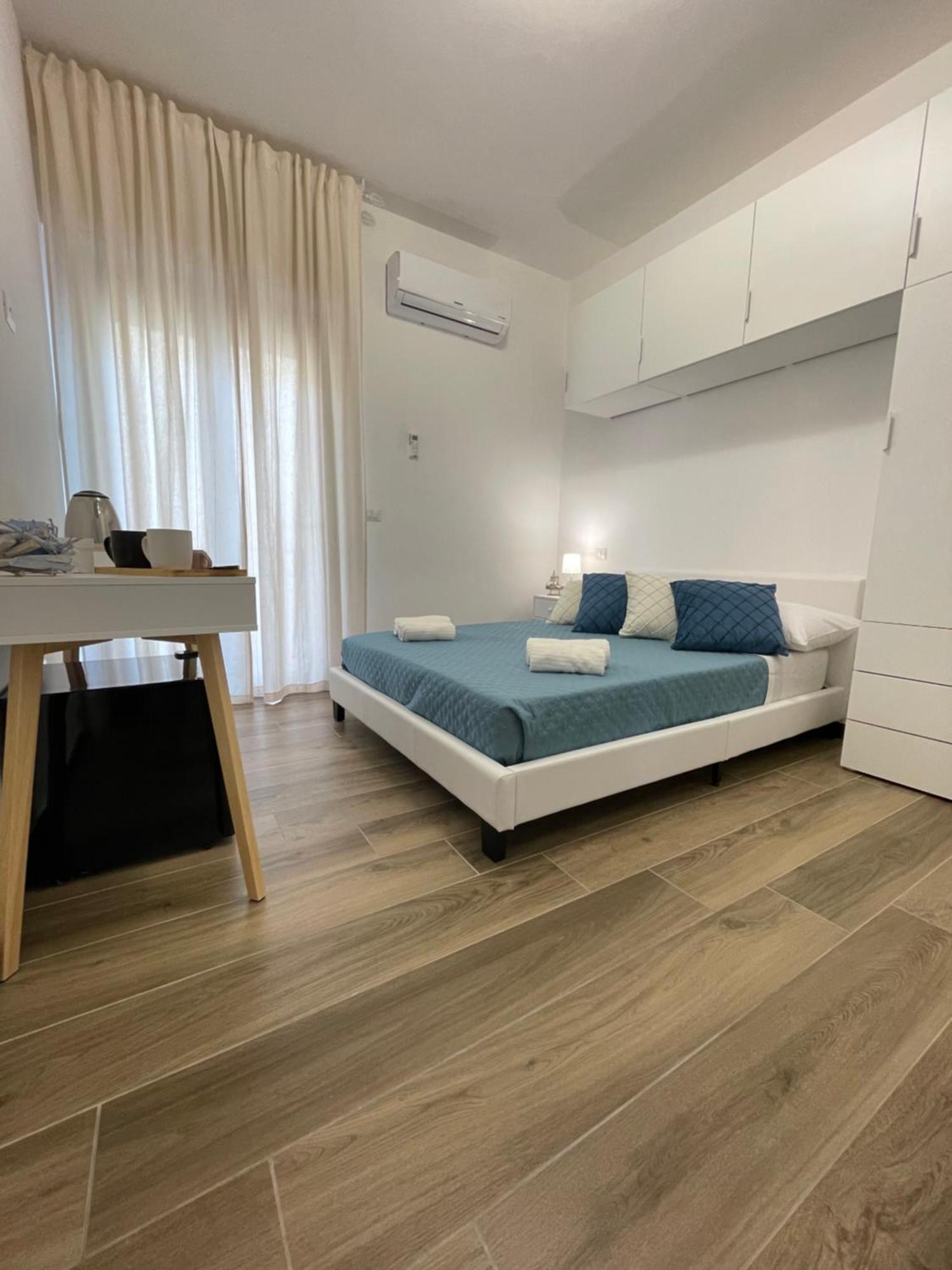 Hotel Tra Te E Il Mare Porto Torres Exterior foto